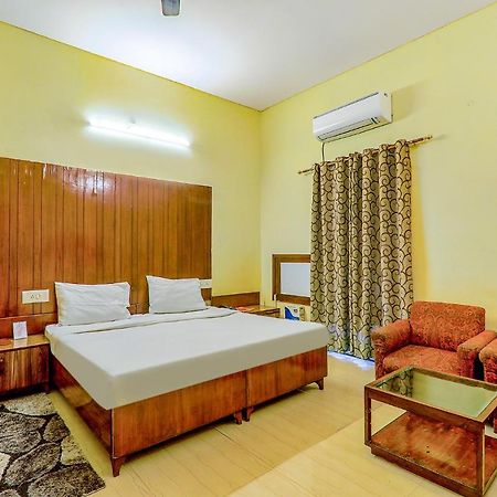 FabHotel Executive Guest House Hasanganj Extérieur photo